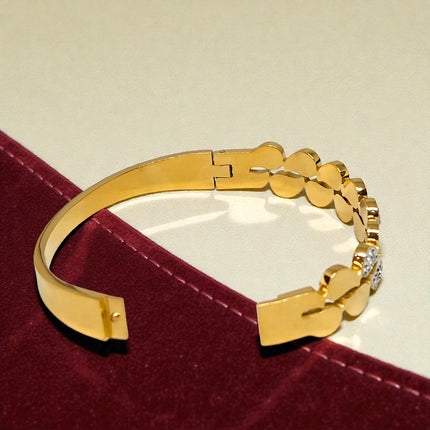 Gold Plated Stainless Steel Anti Tarnish Bracelet with Stone