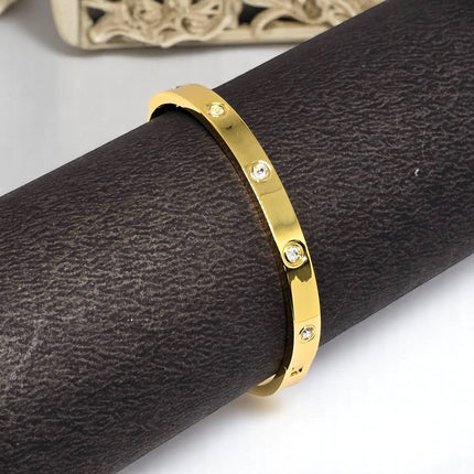 Gold Plated Anti Tarnish Bracelet for Women & Girls, Trendy Anti Tarnish Jewellery for Regular Wear