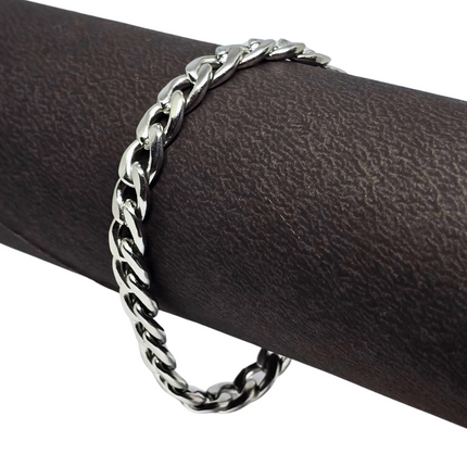Men's Classic Silver Chain Bracelet – Sleek & Stylish Wristwear | BG197