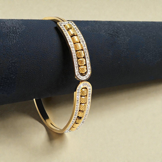 Gold Plated Stainless Steel Anti Tarnish Bracelet with Stone