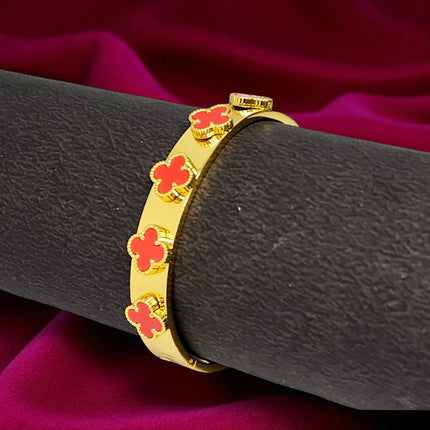 Elegant Gold Plated Anti Tarnish Bracelet with Green Clover Charms For Girls & Women