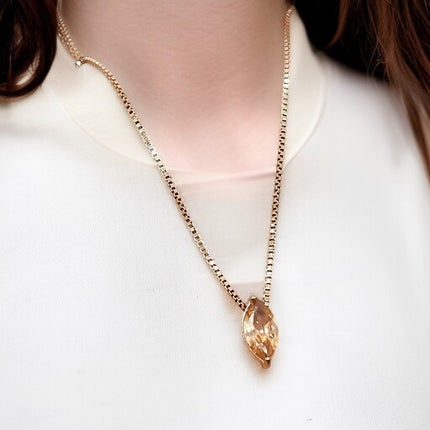 Trendy Gold-Tone Chain Necklace with Sparkling Leaf-Shaped Pendant | Stylish Fashion Jewellery