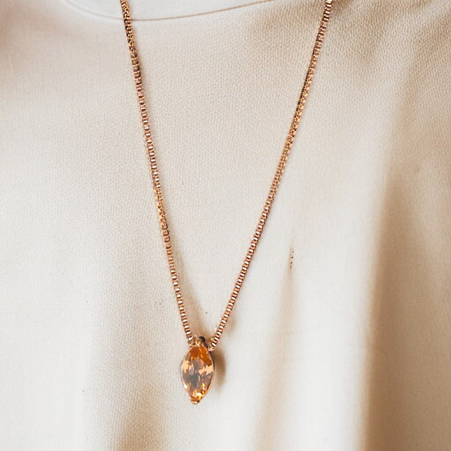 Trendy Gold-Tone Chain Necklace with Sparkling Leaf-Shaped Pendant | Stylish Fashion Jewellery